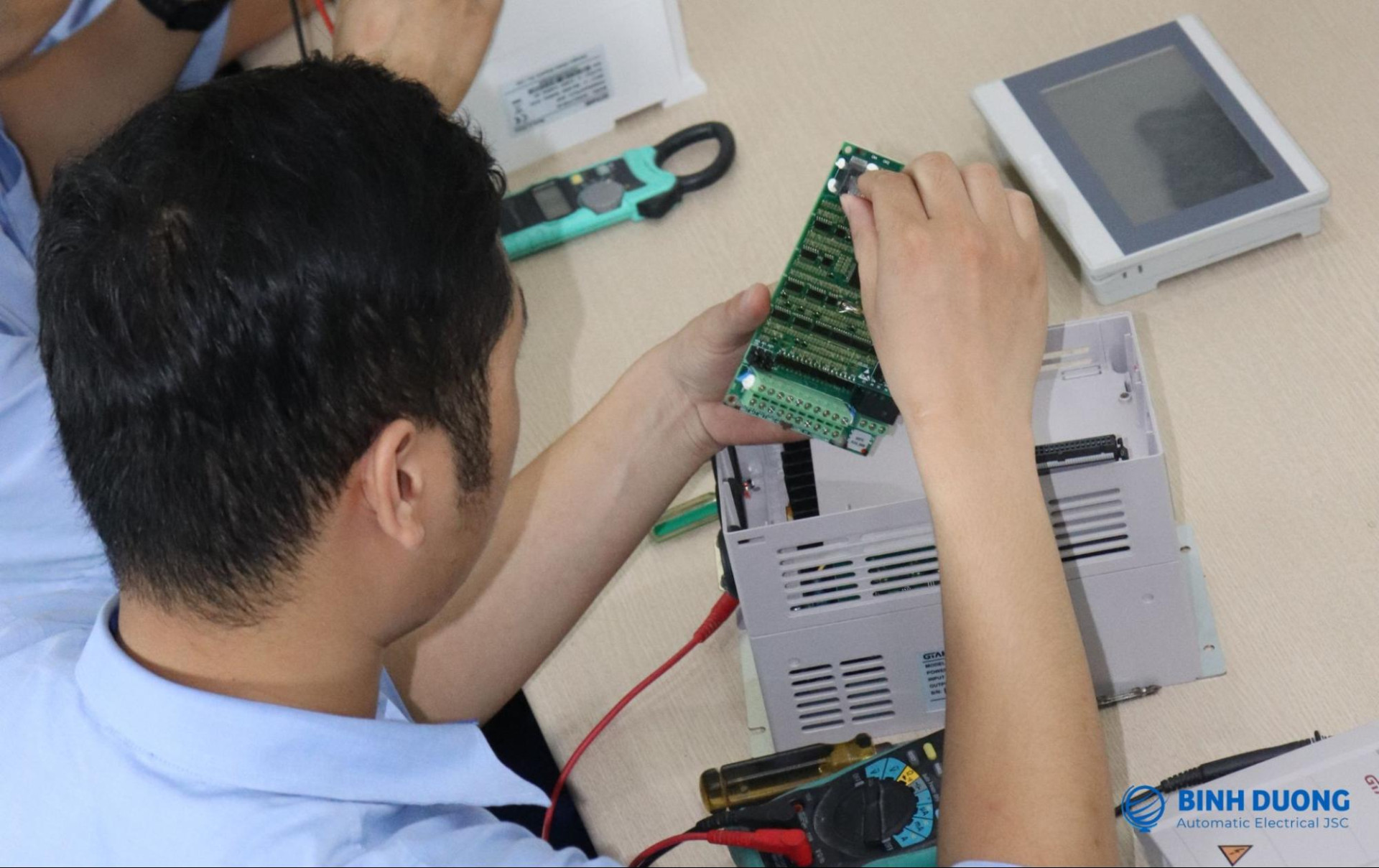Bình Dương AEC sở hữu đội ngũ kỹ thuật viên giàu kinh nghiệm